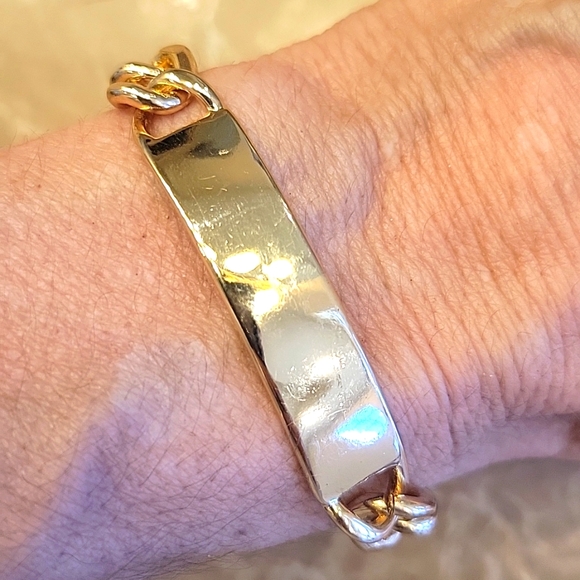 Pretty Gold Chunky Chain Link Bracelet - Picture 7 of 16